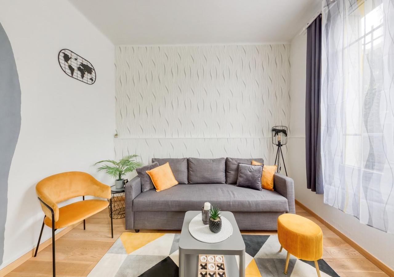 Apartment Paisible, Paris, Metro 10 Min, Rer B 7 Min, Orly - Genius